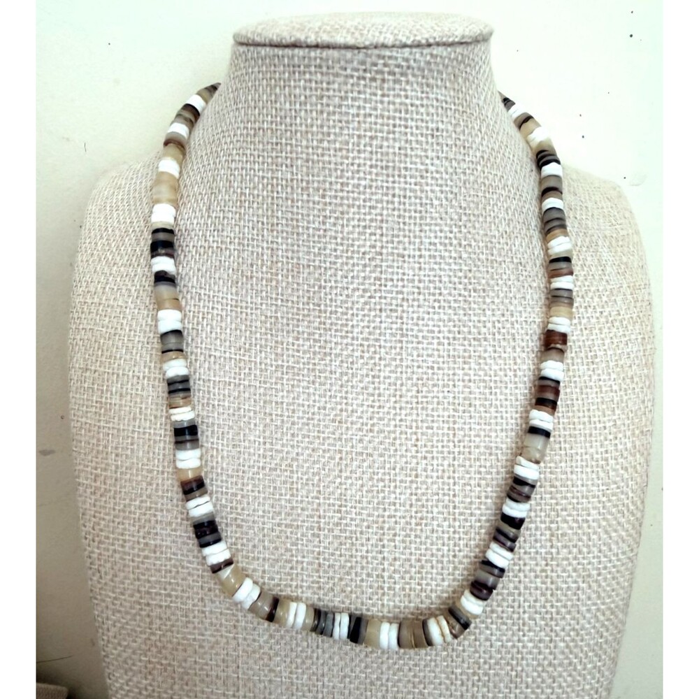 Vintage Natural Shell Heishi Bead Choker Necklace Brown White Surfer Beach Desc